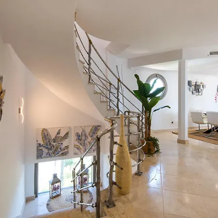 Ph Bellagio: Luxurious And Romantic Duplex Penthouse With Private Pool & Sea Views Lejlighed *