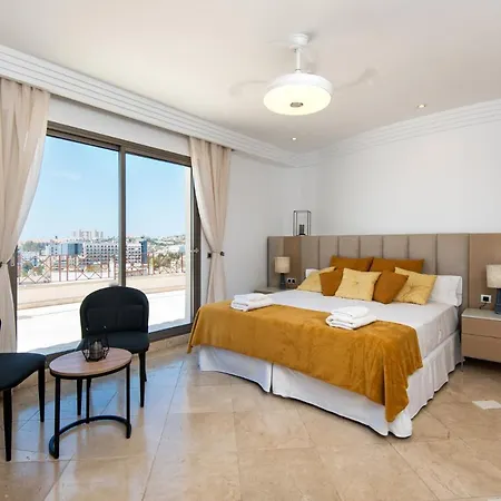 Lejlighed Ph Bellagio: Luxurious And Romantic Duplex Penthouse With Private Pool & Sea Views *