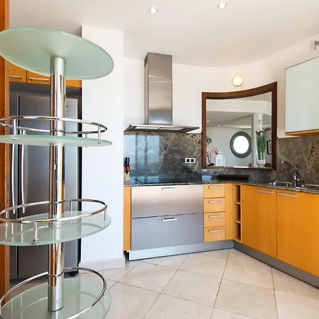 Lejlighed Ph Bellagio: Luxurious And Romantic Duplex Penthouse With Private Pool & Sea Views *