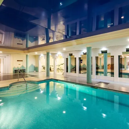 Ph Bellagio: Luxurious And Romantic Duplex Penthouse With Private Pool & Sea Views Apartment