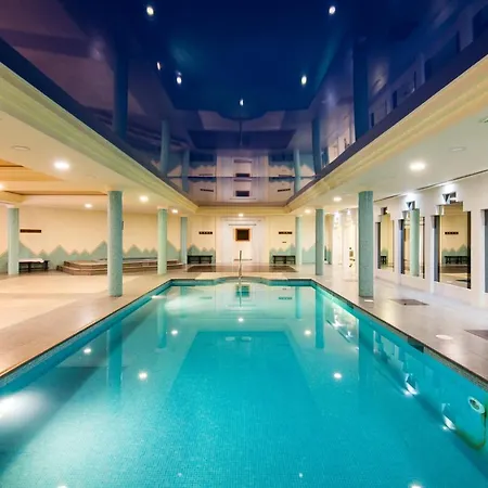 Apartment Ph Bellagio: Luxurious And Romantic Duplex Penthouse With Private Pool & Sea Views *