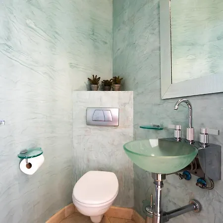 Ph Bellagio: Luxurious And Romantic Duplex Penthouse With Private Pool & Sea Views Apartment